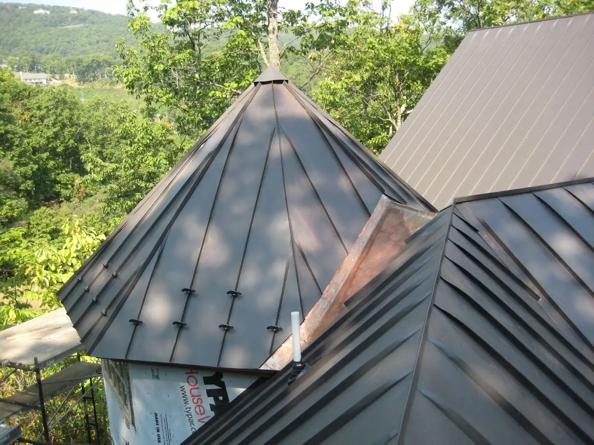Professional Gutter Cleaning by Craftsman Roofing in Waverly Hills